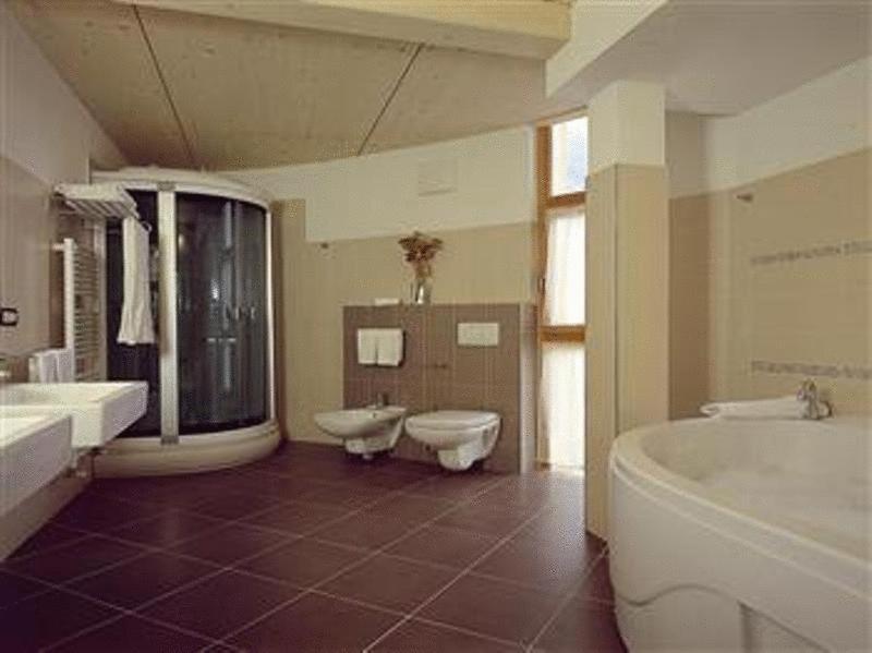 Bio Hotel Benny Mezzana (Trentino Alto Adige) Exterior foto